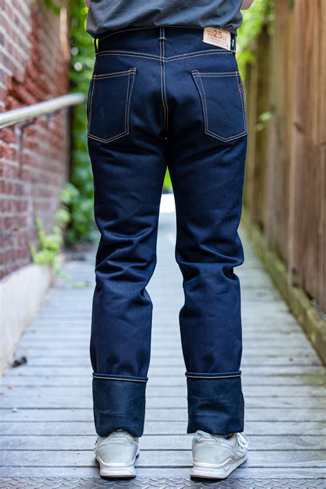 ih 888|25oz Selvedge Denim Medium/High Rise Tapered Cut Jeans